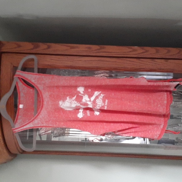 Woman's motley crew last tour t shiry - Picture 3 of 3